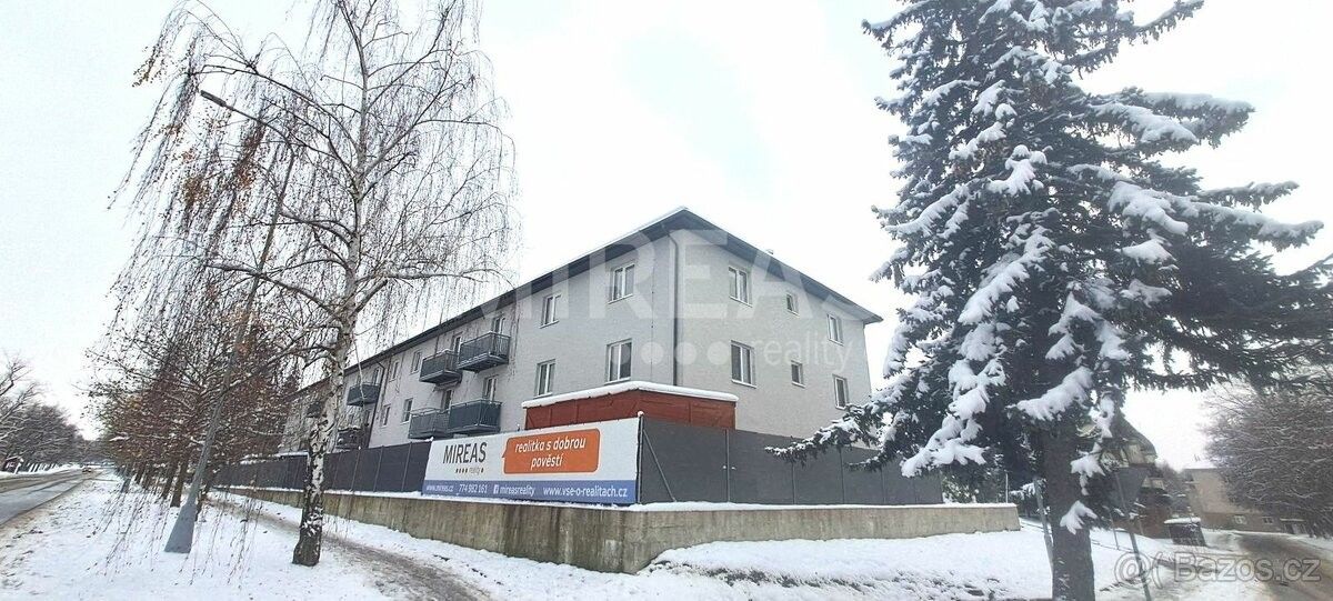 2+kk, Milovice nad Labem, 289 24, 68 m²