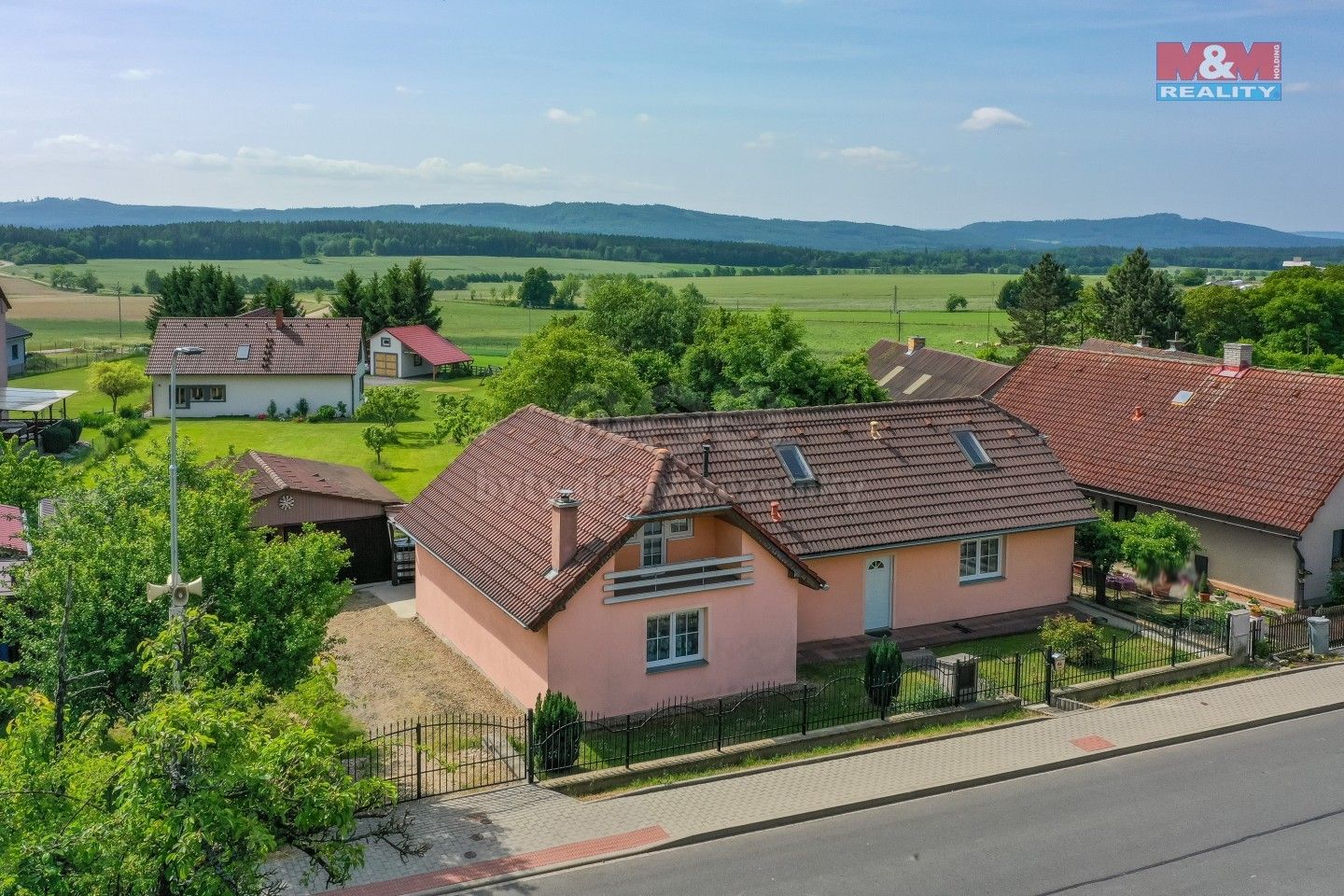 Rodinné domy, Těškov, 188 m²