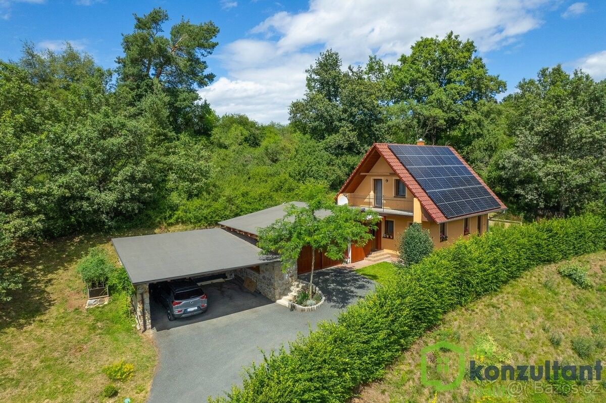 Rodinné domy, Náměšť nad Oslavou, 675 71