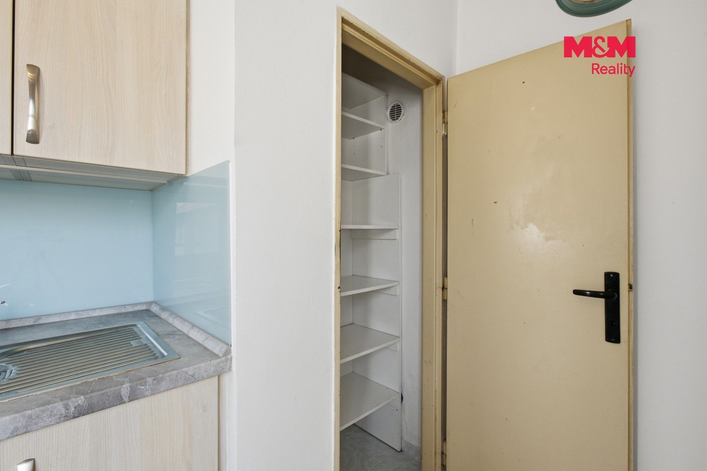 Prodej byt 2+1 - Jarošova, Louny, 50 m² - 5
