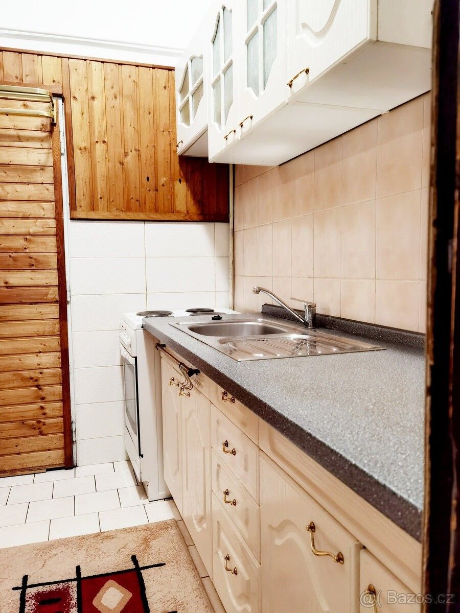 Pronájem byt - Praha, 140 00