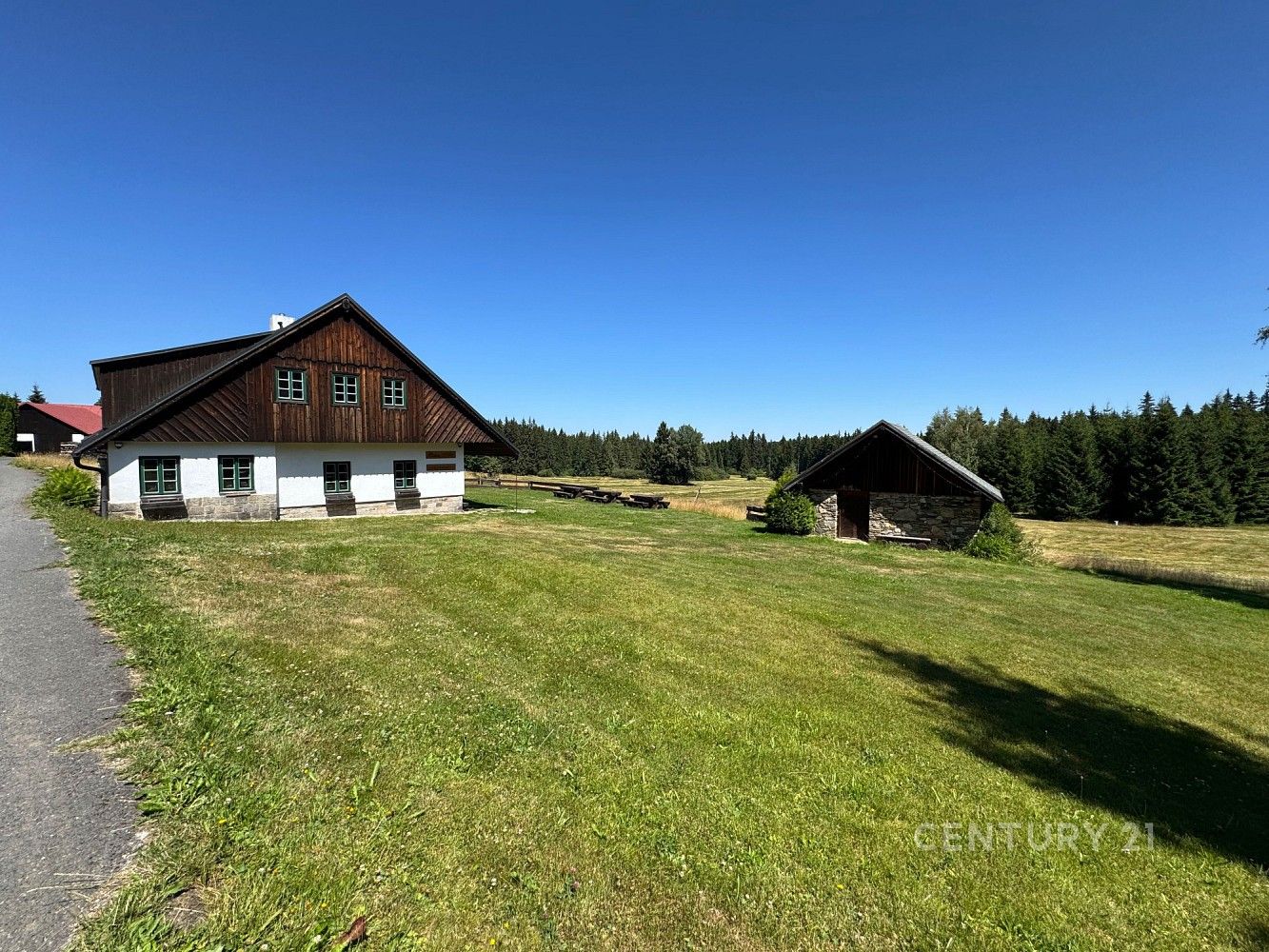 Ubytovací zařízení, 720 m²