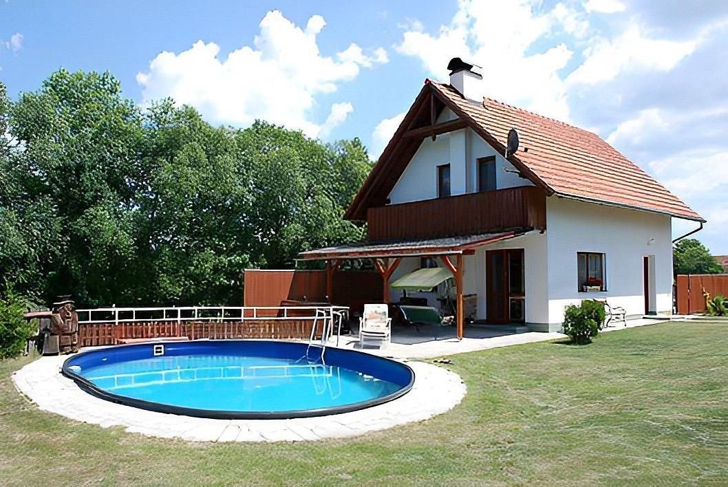 Chaty, Nahořany - Lhota u Nahořan, Královéhradecký kraj