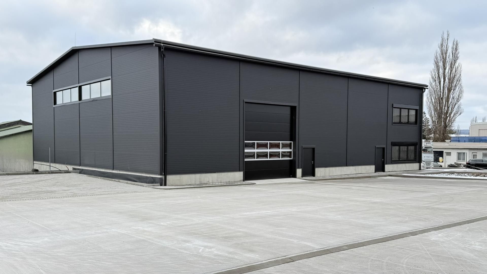 Sklady, Tovární, Žebrák, 600 m²