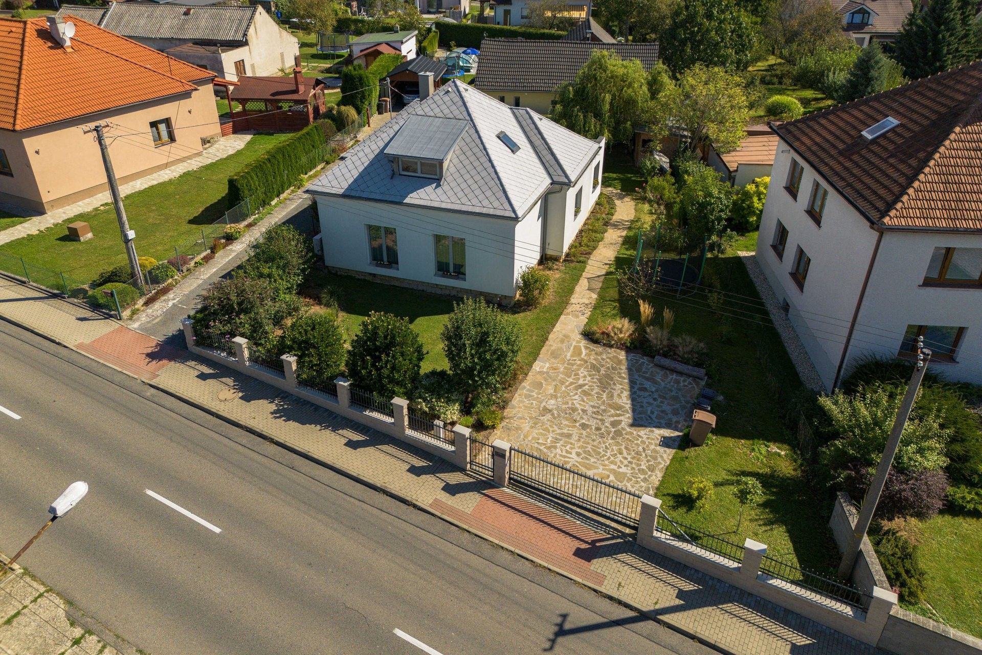 Prodej rodinný dům - Lešenská, Zlín, 200 m²