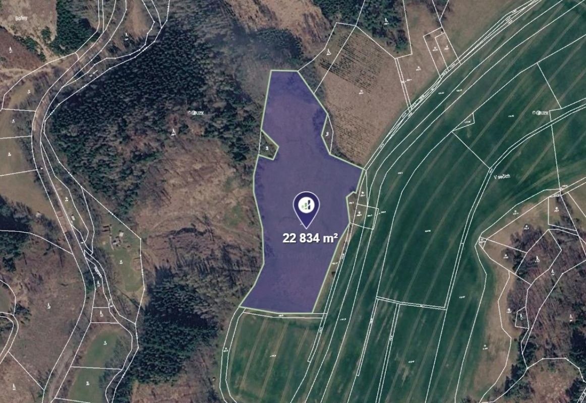 Louka, 22 834 m²