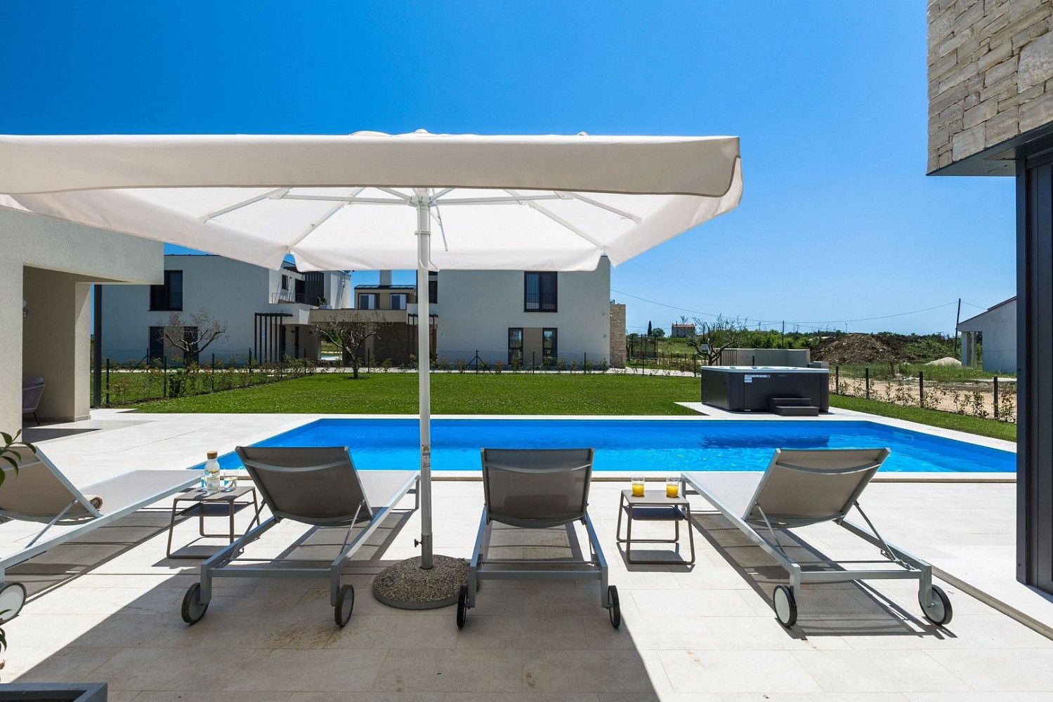 Prodej rodinný dům - Brtonigla, HR, 264 m² - 5