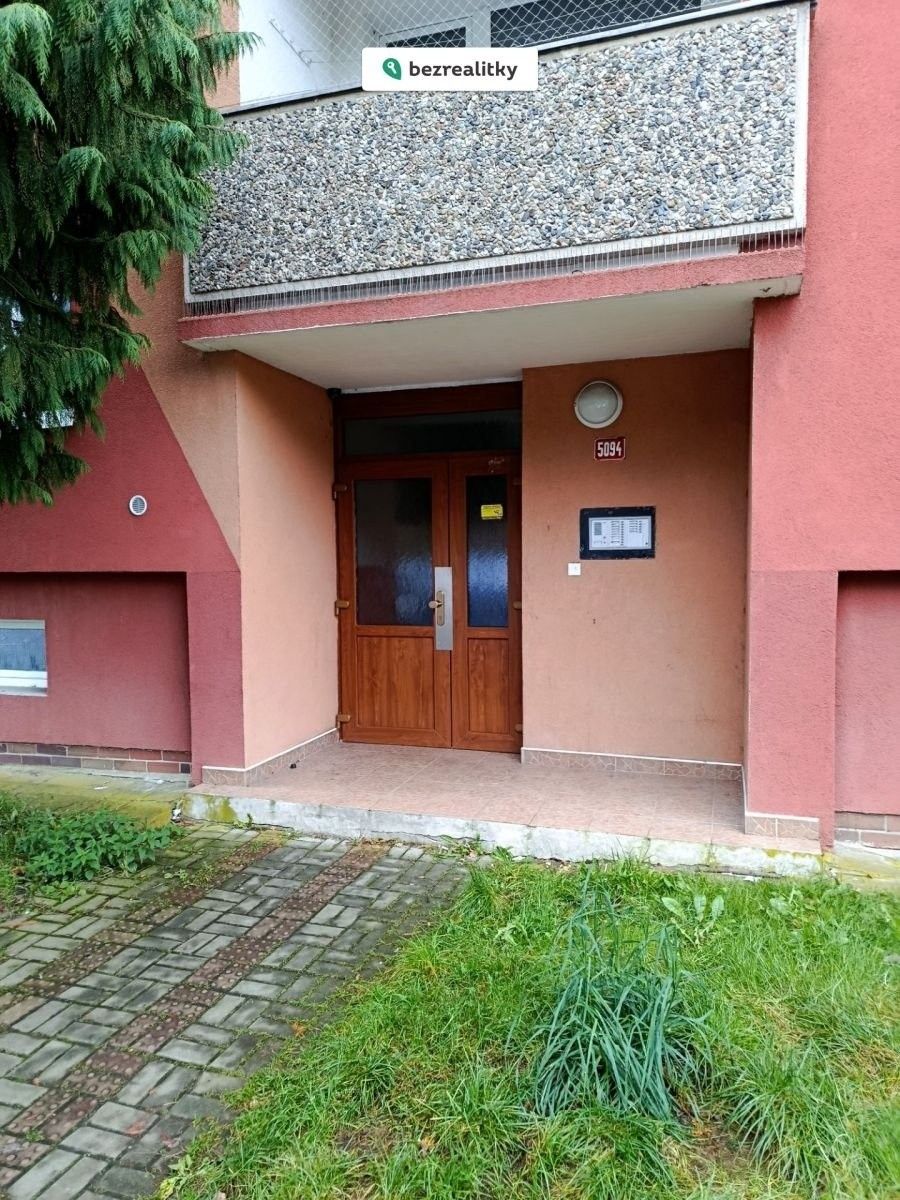 3+1, Školní pěšina, Chomutov, 75 m²