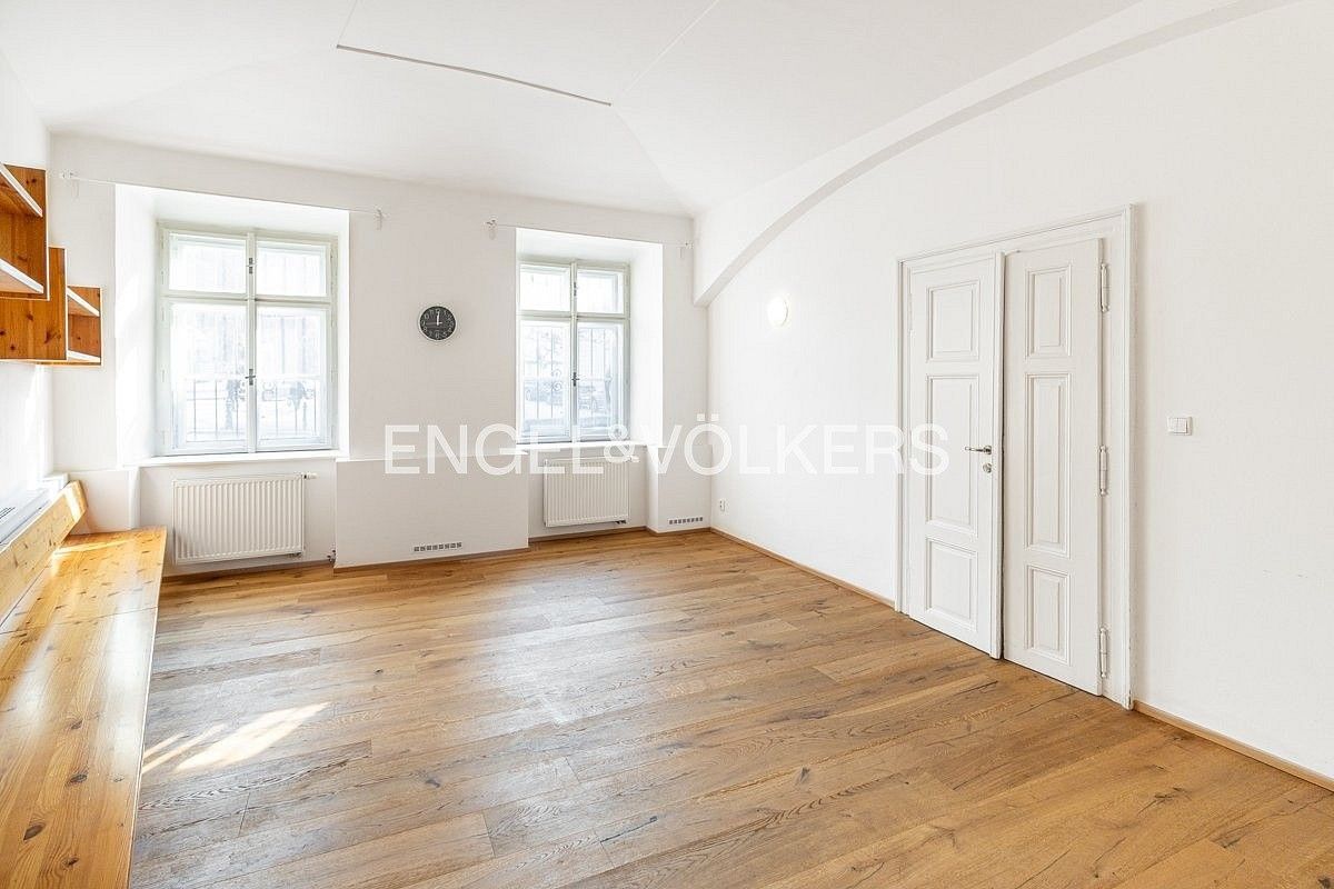 Kancelář · 46 m² · Praha - Nové Město, okres Praha 2, Hlavní město Praha - 3