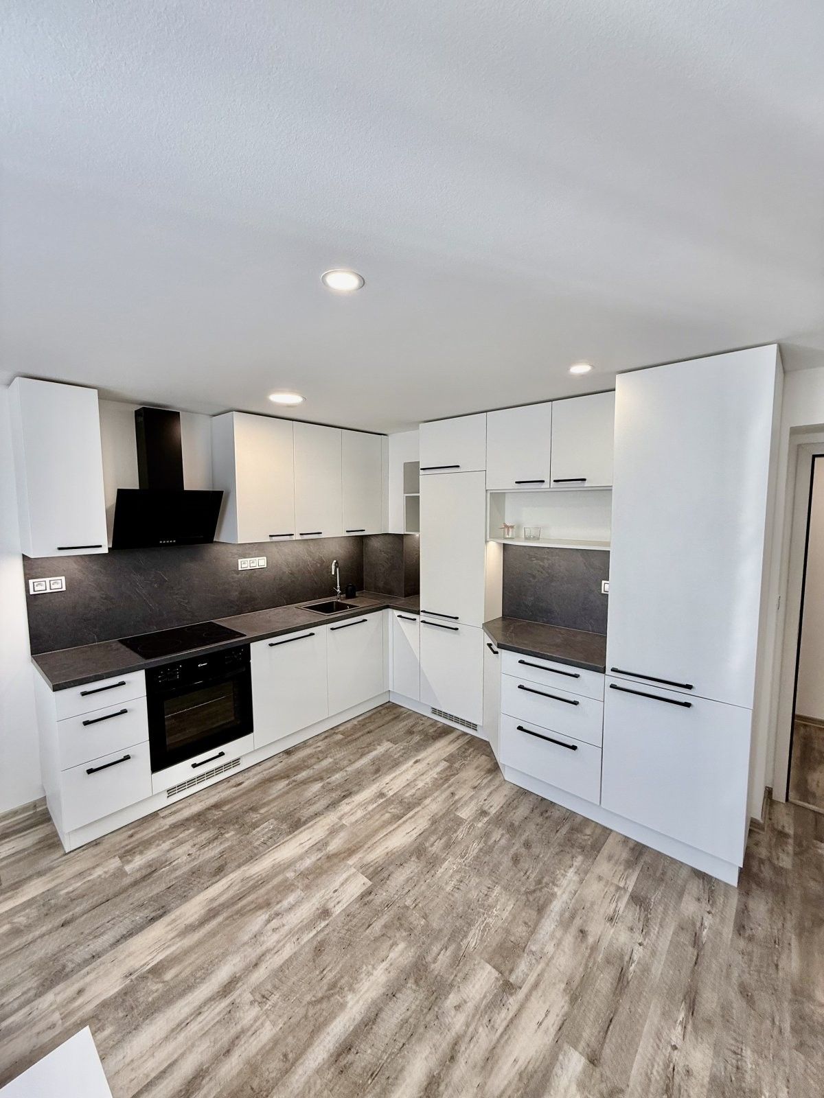 3+kk, V Sídlišti, Rousínov, 64 m²