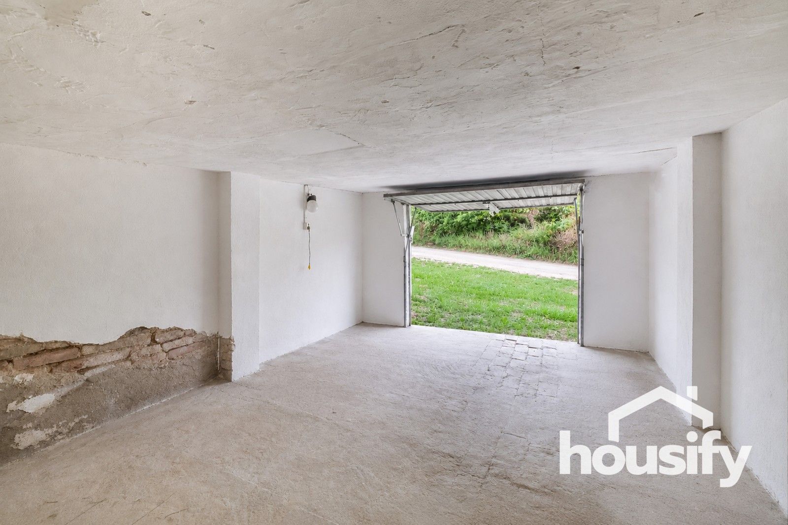Garáže, Nový Šaldorf-Sedlešovice, 24 m² - 1