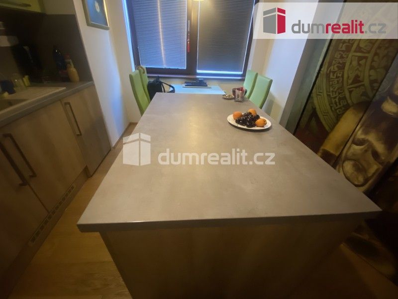 Byt 1+kk · 43 m² · K Beranovu, Praha - 3