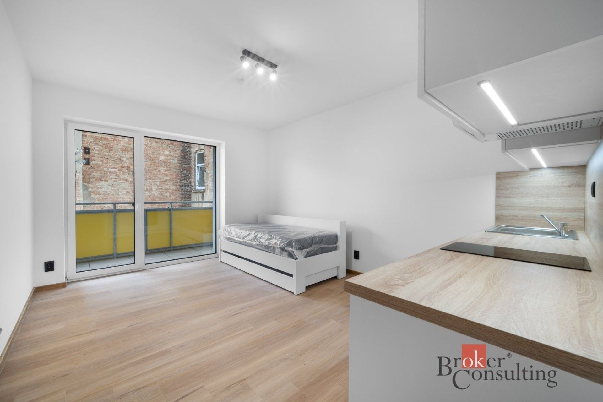 1+kk, Bratislavská, Brno, 23 m² - 2