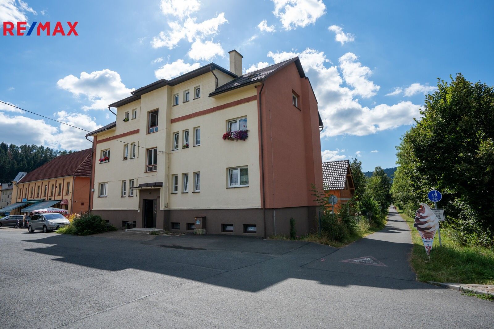 Prodej byt 3+1 - U Sokolovny, Karolinka, 57 m²