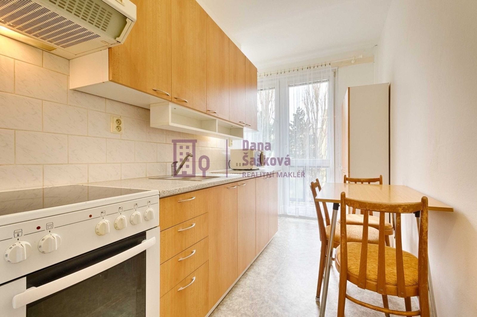 2+1, sídliště U Nádraží, Jindřichův Hradec, 48 m²