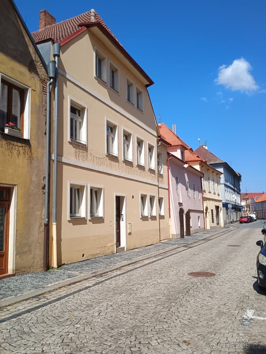 Byty, Žatec, 438 01