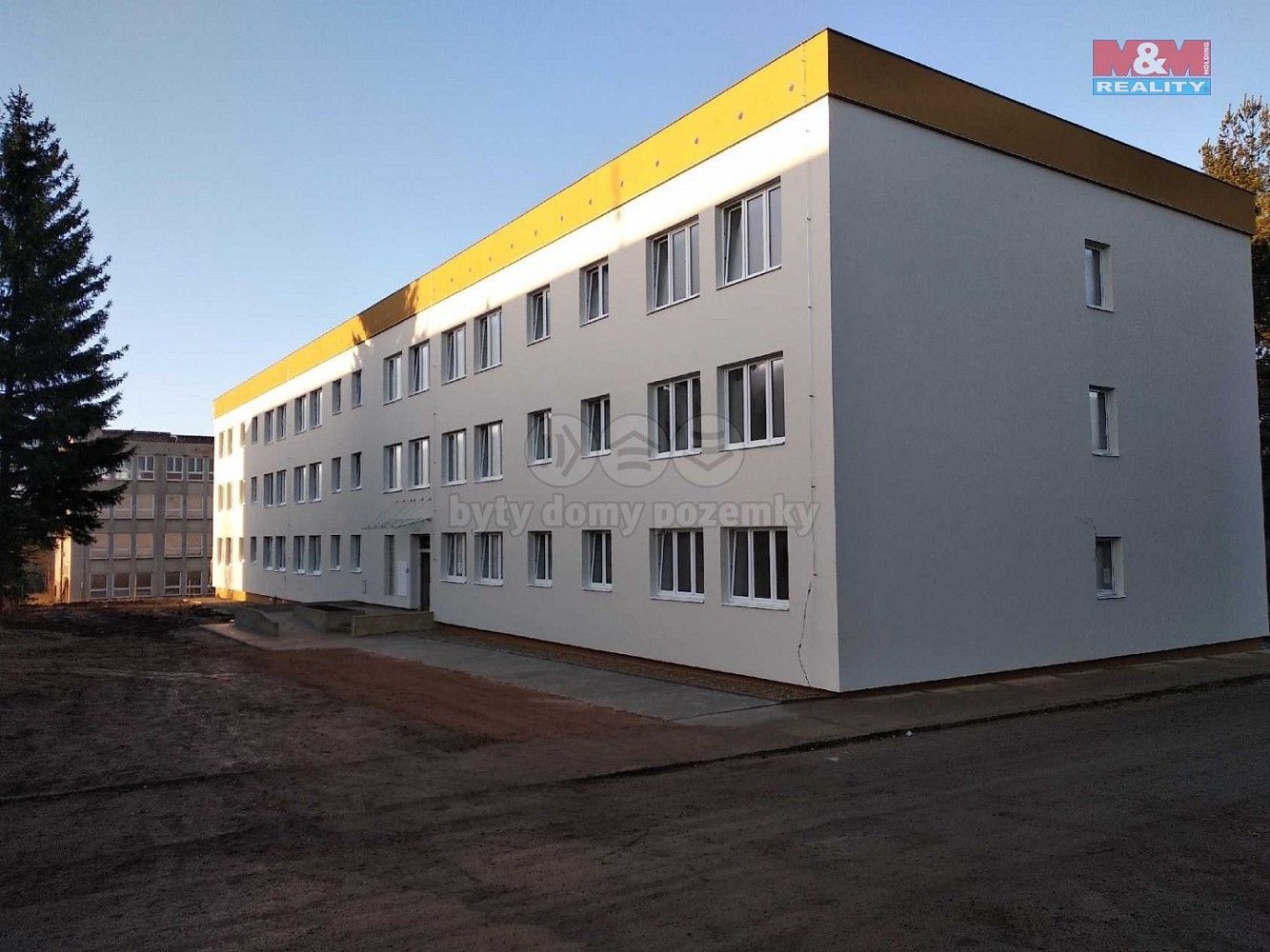 Činžovní dům · 2 500 m² · Strašice, okres Rokycany, Plzeňský kraj - 1