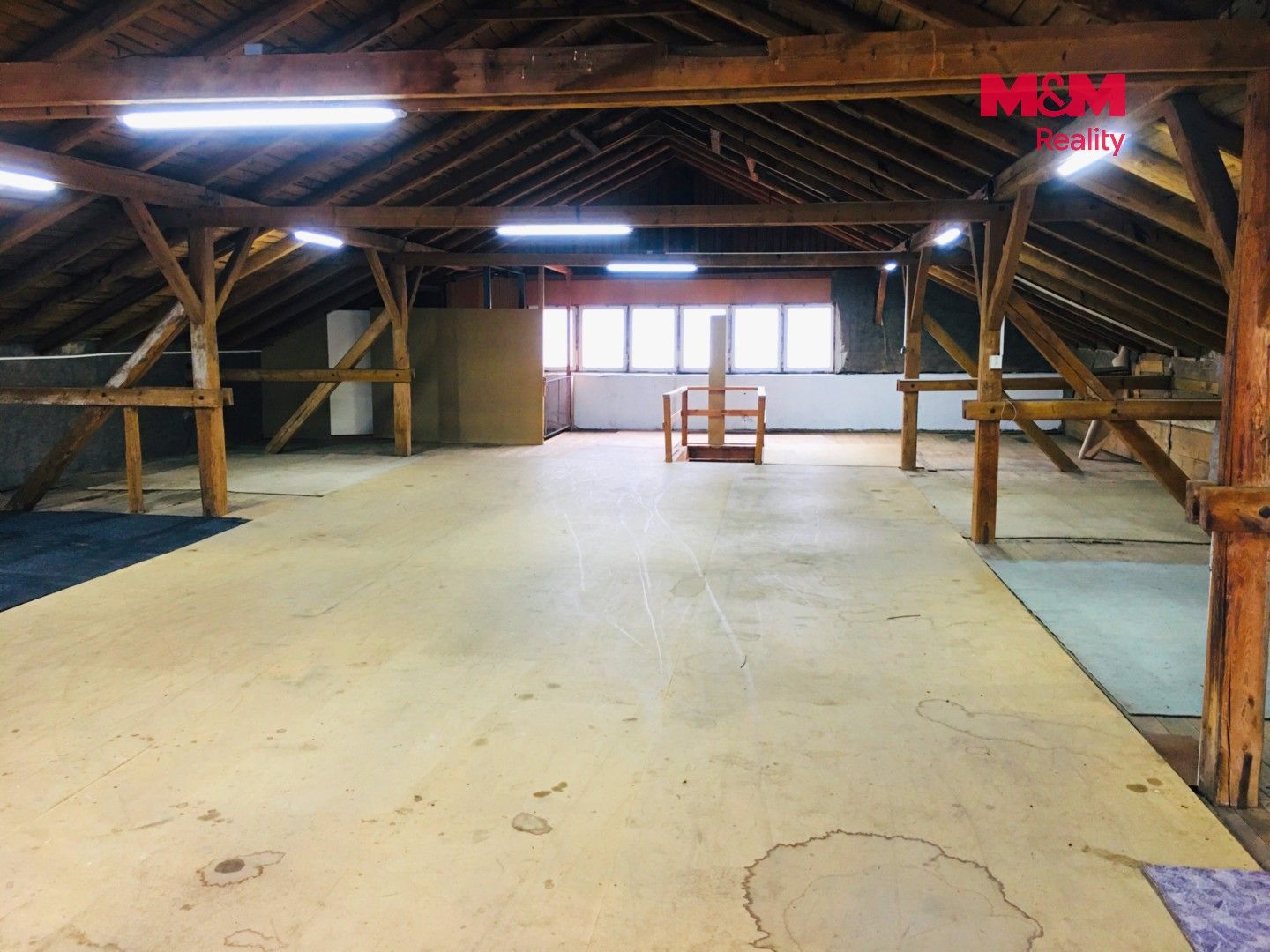 Pronájem sklad - Krupá, 200 m² - 5