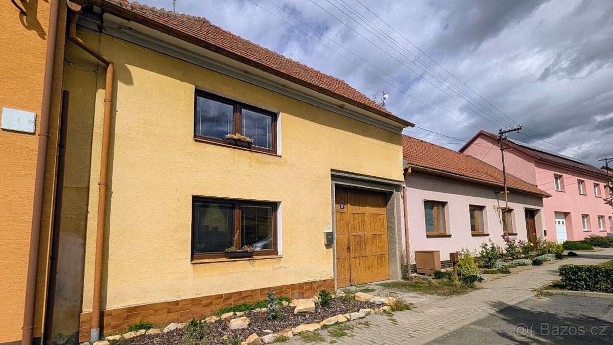 Rodinné domy, Bojkovice, 687 71 - 1