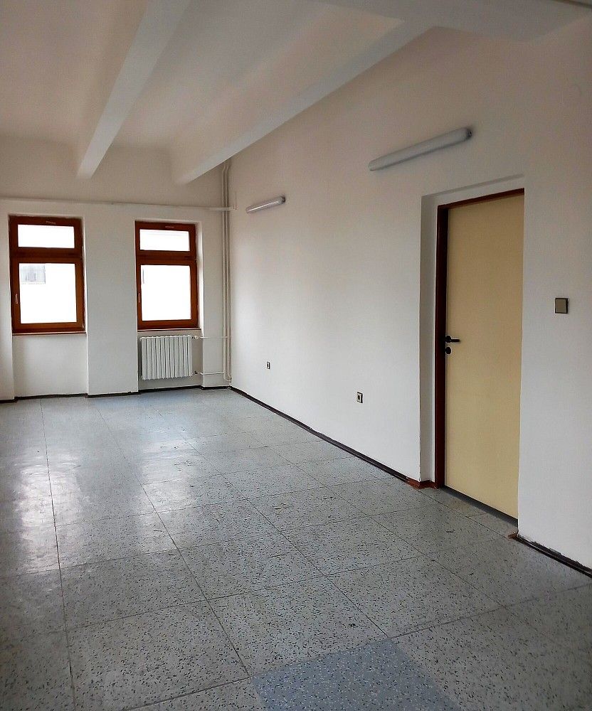 Kancelář · 32 m² · Uherský Brod, okres Uherské Hradiště, Zlínský kraj - 3