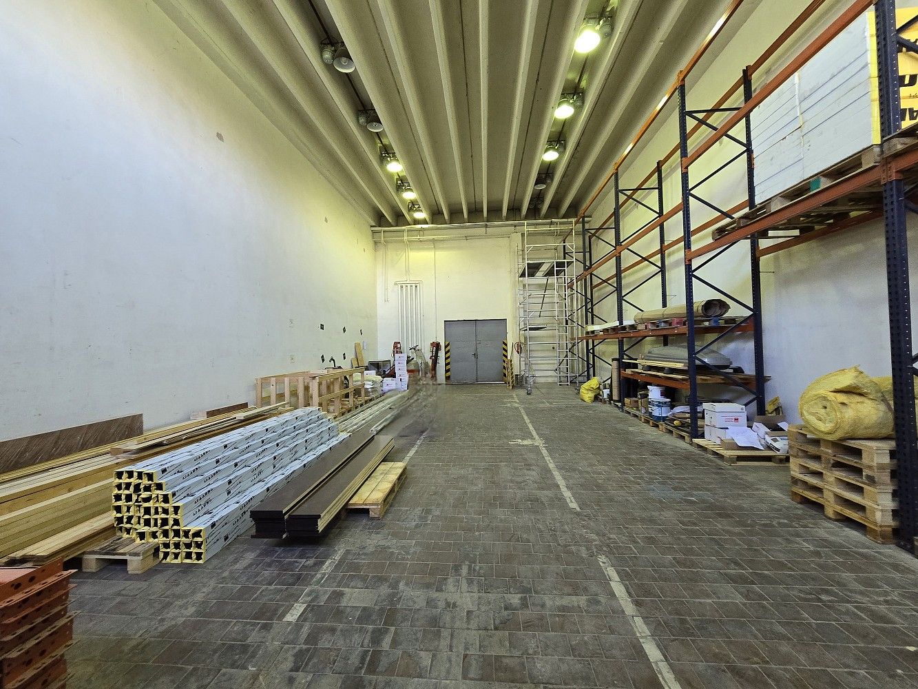 Sklad · 211 m² · Zlín, Zlínský kraj - 3