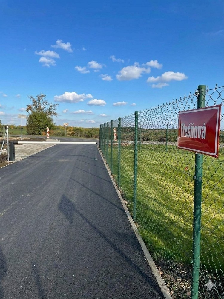 Pozemek pro bydlení · Třešňová, Zlonín, okres Praha-východ - 3