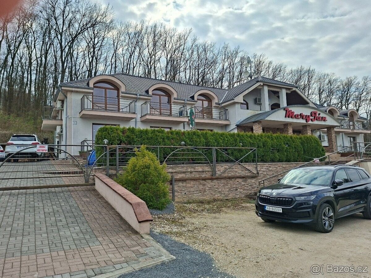 Restaurace, 987 65, Slovensko - 2