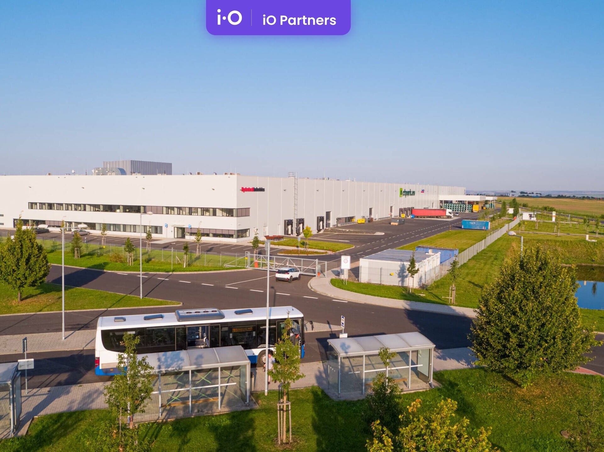 Sklady, Průmyslová, Bitozeves, 4 m²