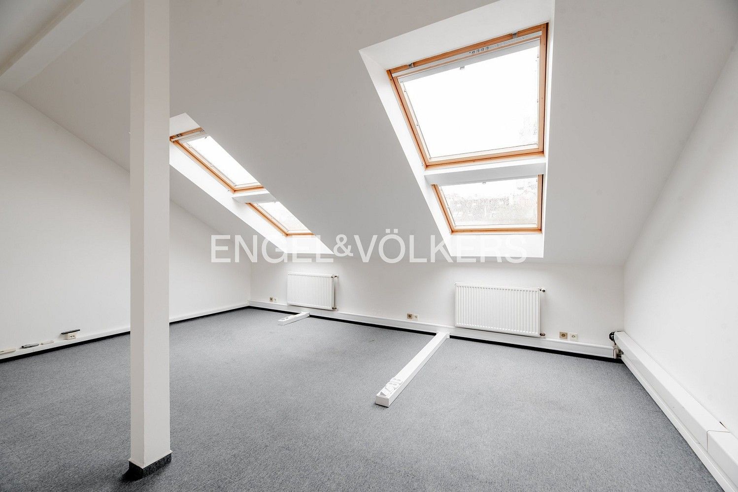 Kancelář · 132 m² · Praha - Žižkov, okres Praha 3, Hlavní město Praha - 4