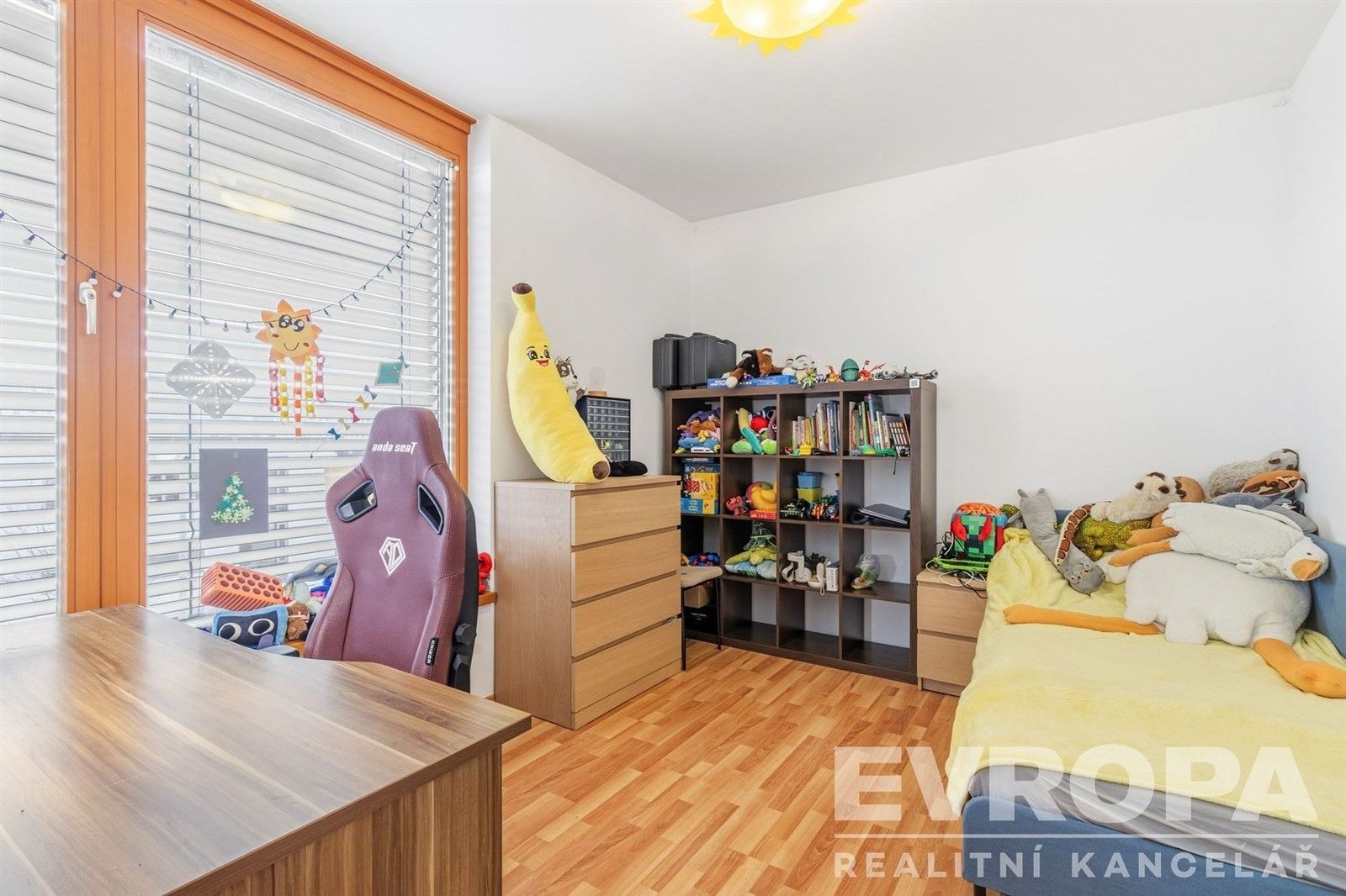 4+kk, Vacínovská 831, Praha, 117 m²