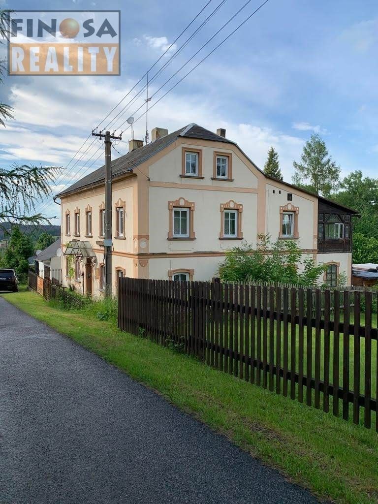 Prodej rodinný dům - Doubice, 380 m²