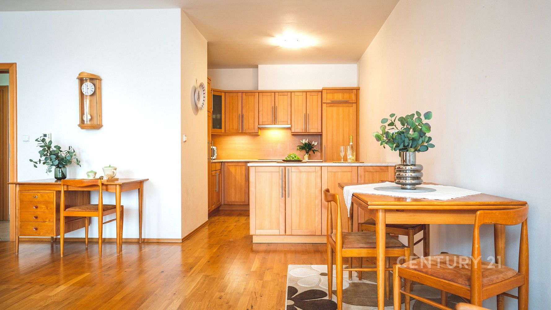 2+kk, V zahrádkách, Praha 3 - Žižkov, 65 m² - 1