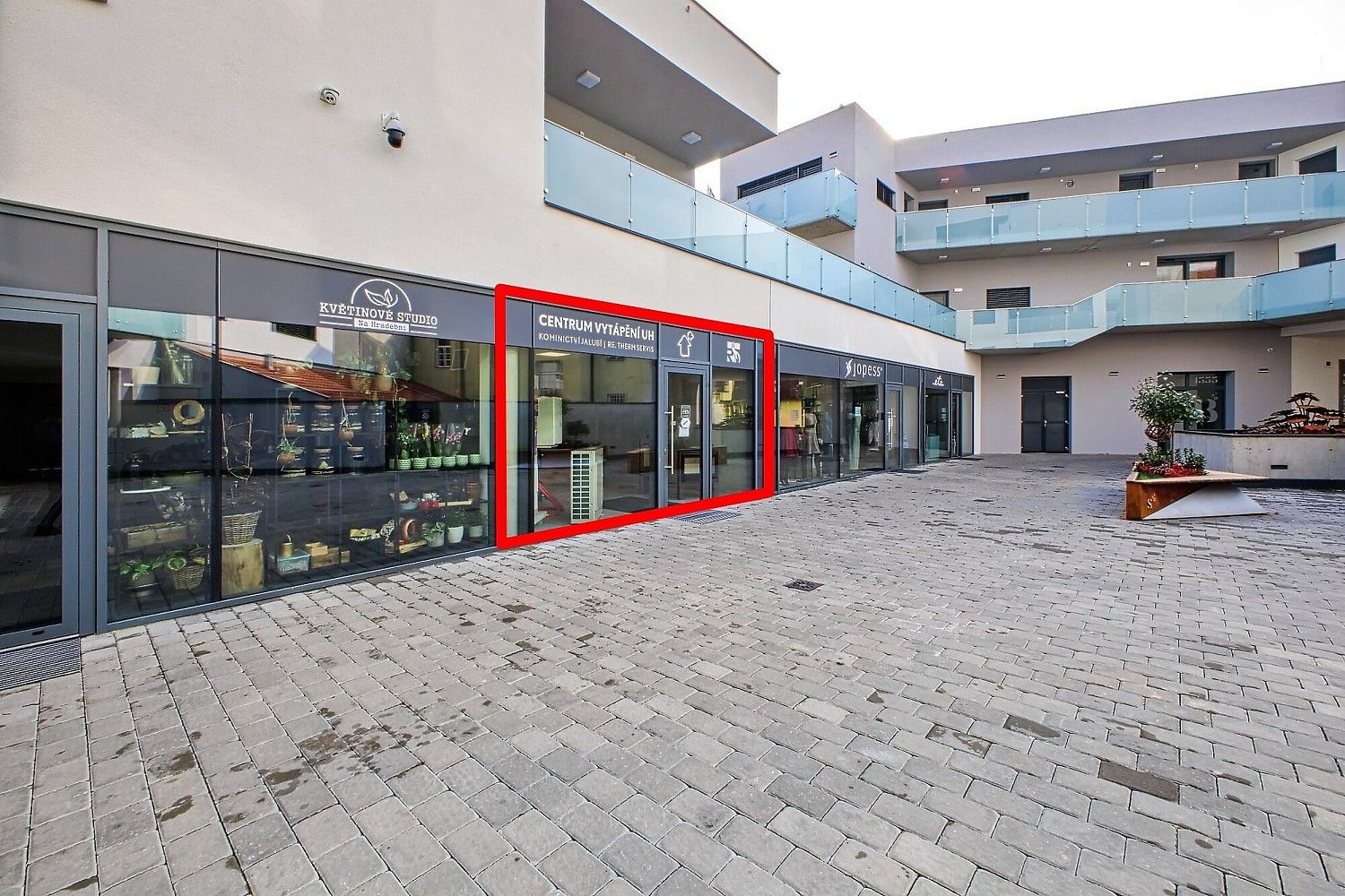 Obchodní prostory, Uherské Hradiště, 69 m² - 2