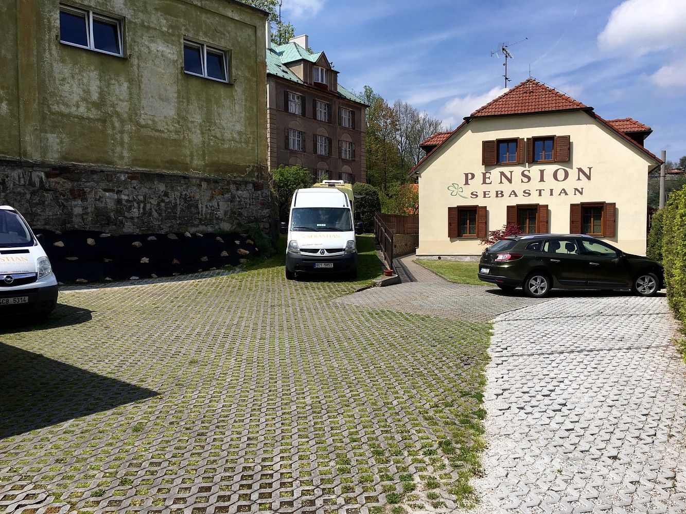 Rodinné domy, Český Krumlov - Plešivec, Jihočeský kraj, 400 m² - 1