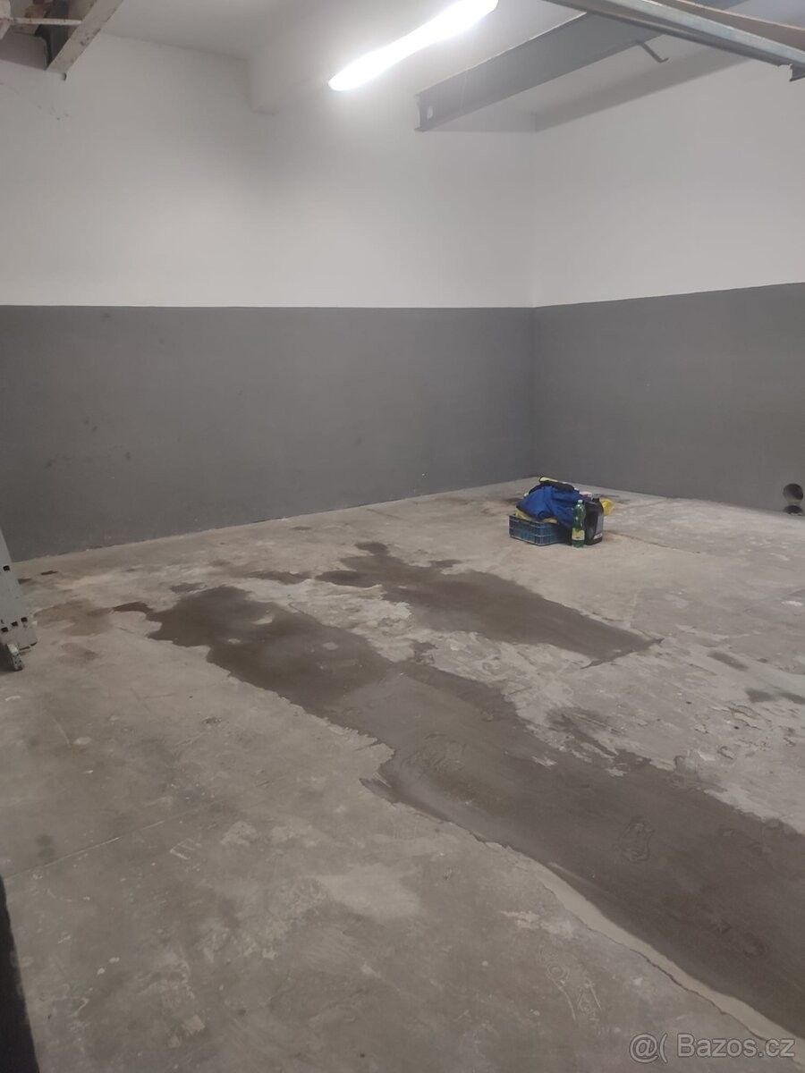 Pronájem garáž - Bítovany, 538 51