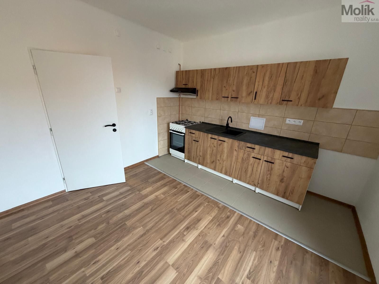 2+1, W. A. Mozarta, Most, 56 m² - 2
