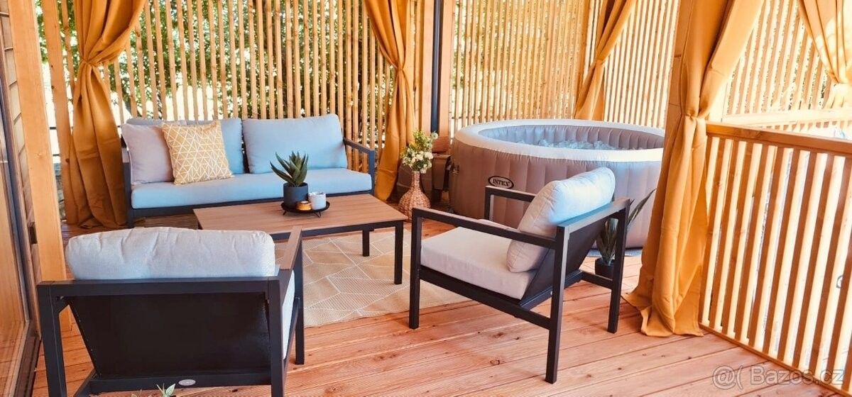 Prodej rodinný dům - 987 66, Zahraničí