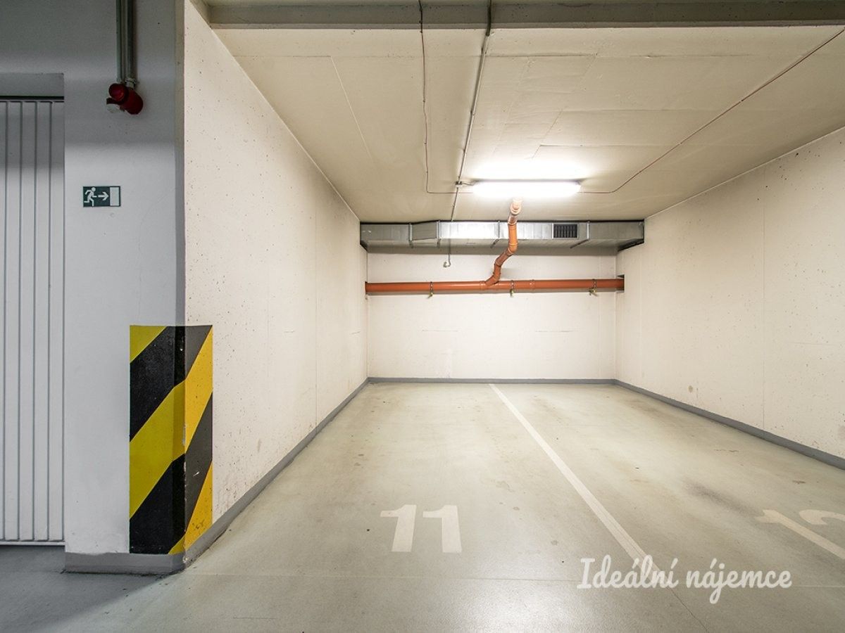 Byt 2+kk · 56 m² · Velenovského, Praha - 3