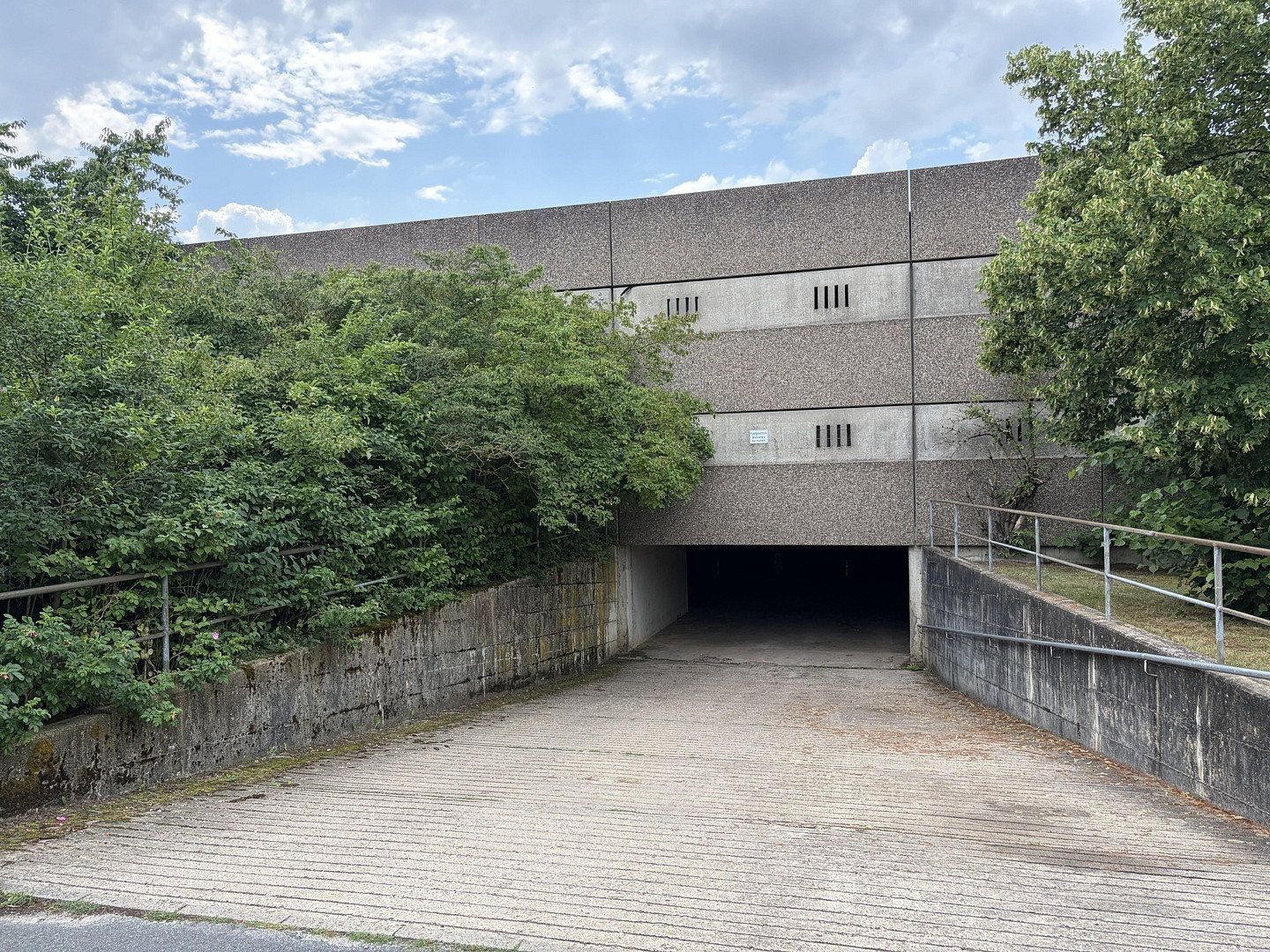 Garáže, Theodor-Haubach-Straße, , Dolní Sasko - 2