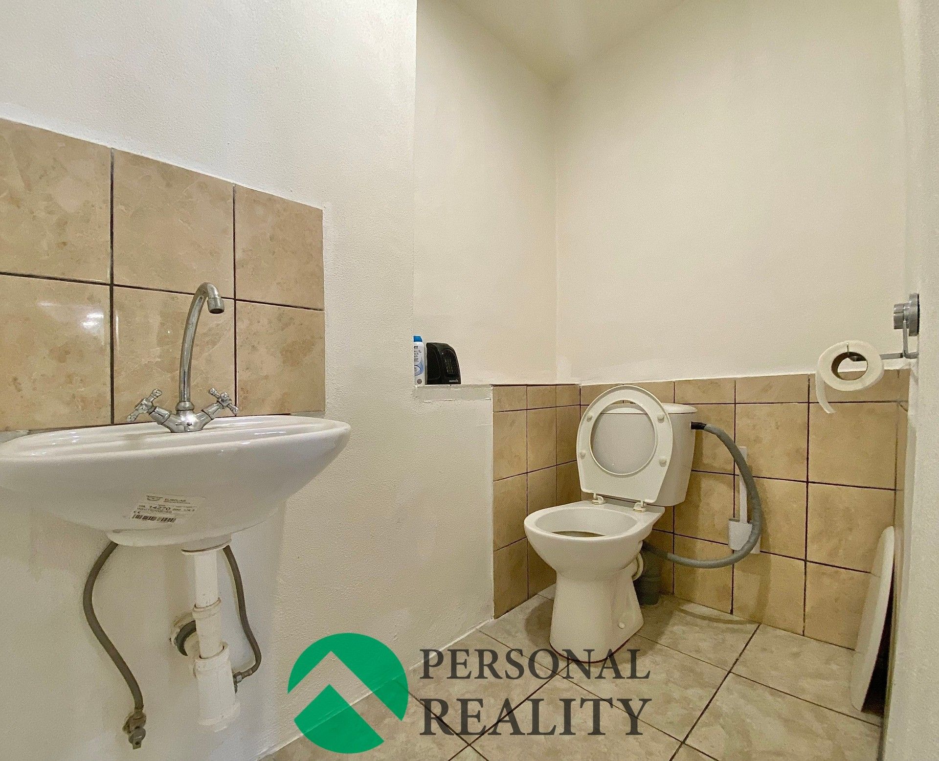Pronájem byt 2+1 - náměstí Svobody, Planá, 85 m² - 5