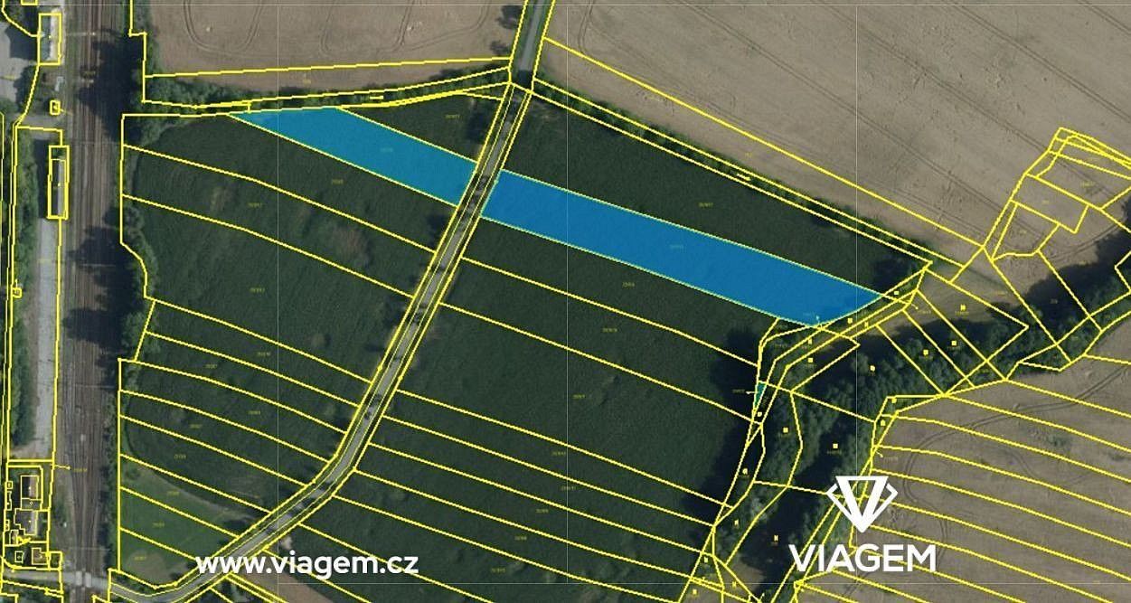 Zemědělský pozemek, 2 445 m²