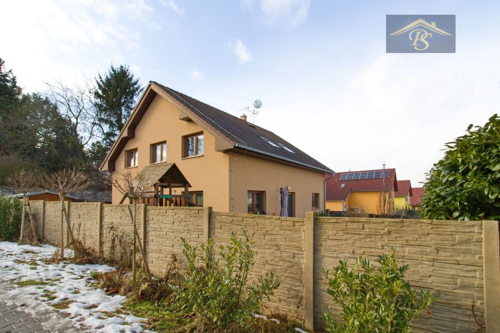 Prodej rodinný dům - Školská, Líbeznice, 186 m²