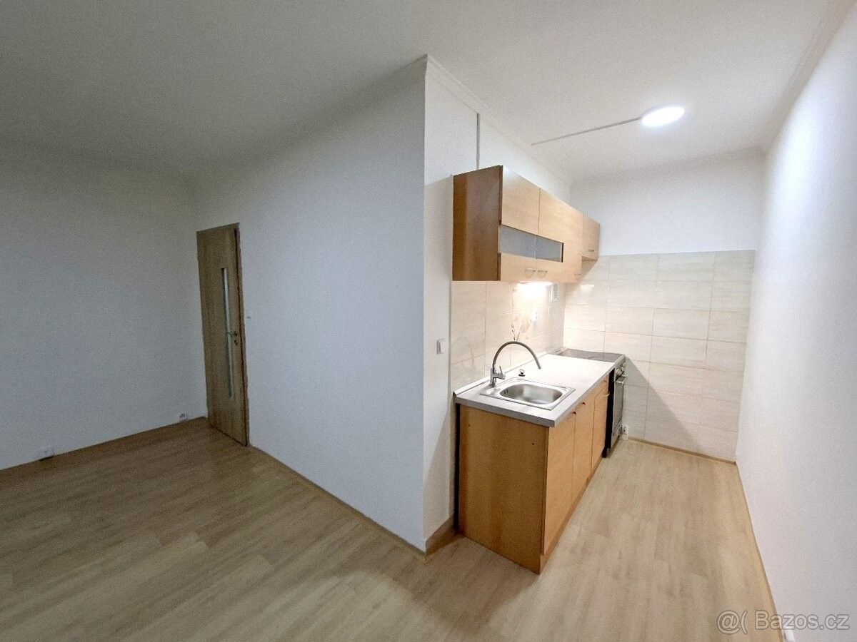 Pronájem byt - Teplice, 415 01