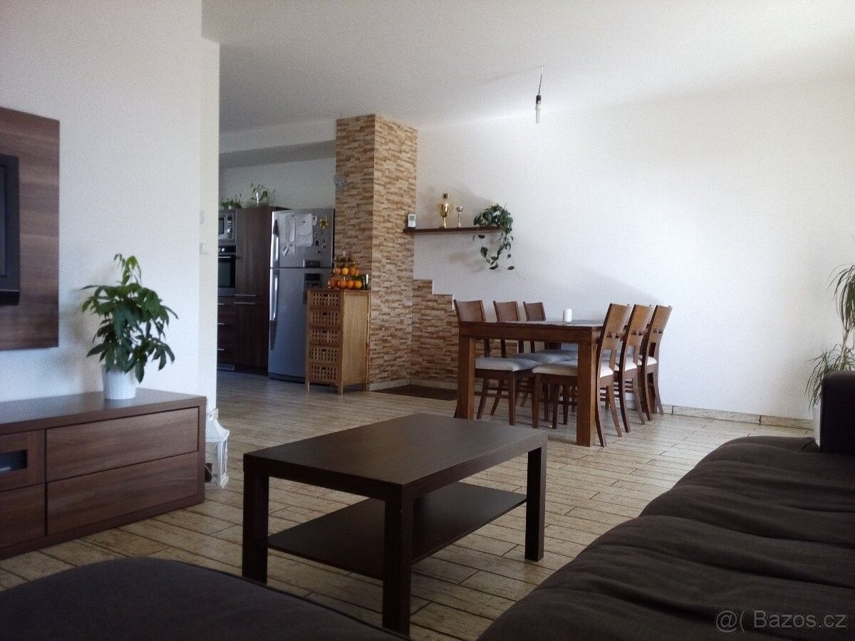 Prodej dům - Rosice u Brna, 665 01, 116 m²