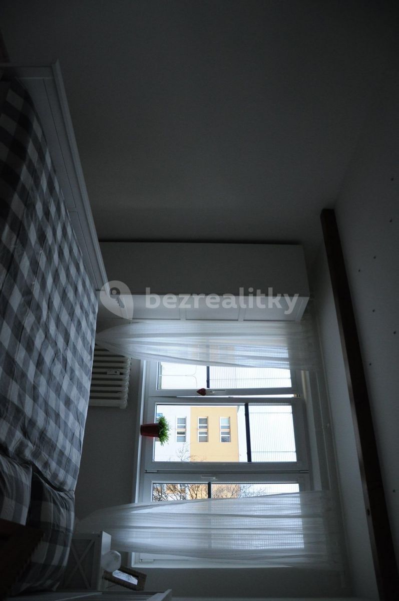 Pronájem byt 2+kk - Generála Sochora, Ostrava - Poruba-sever, Moravskoslezský kraj, 54 m² - 2