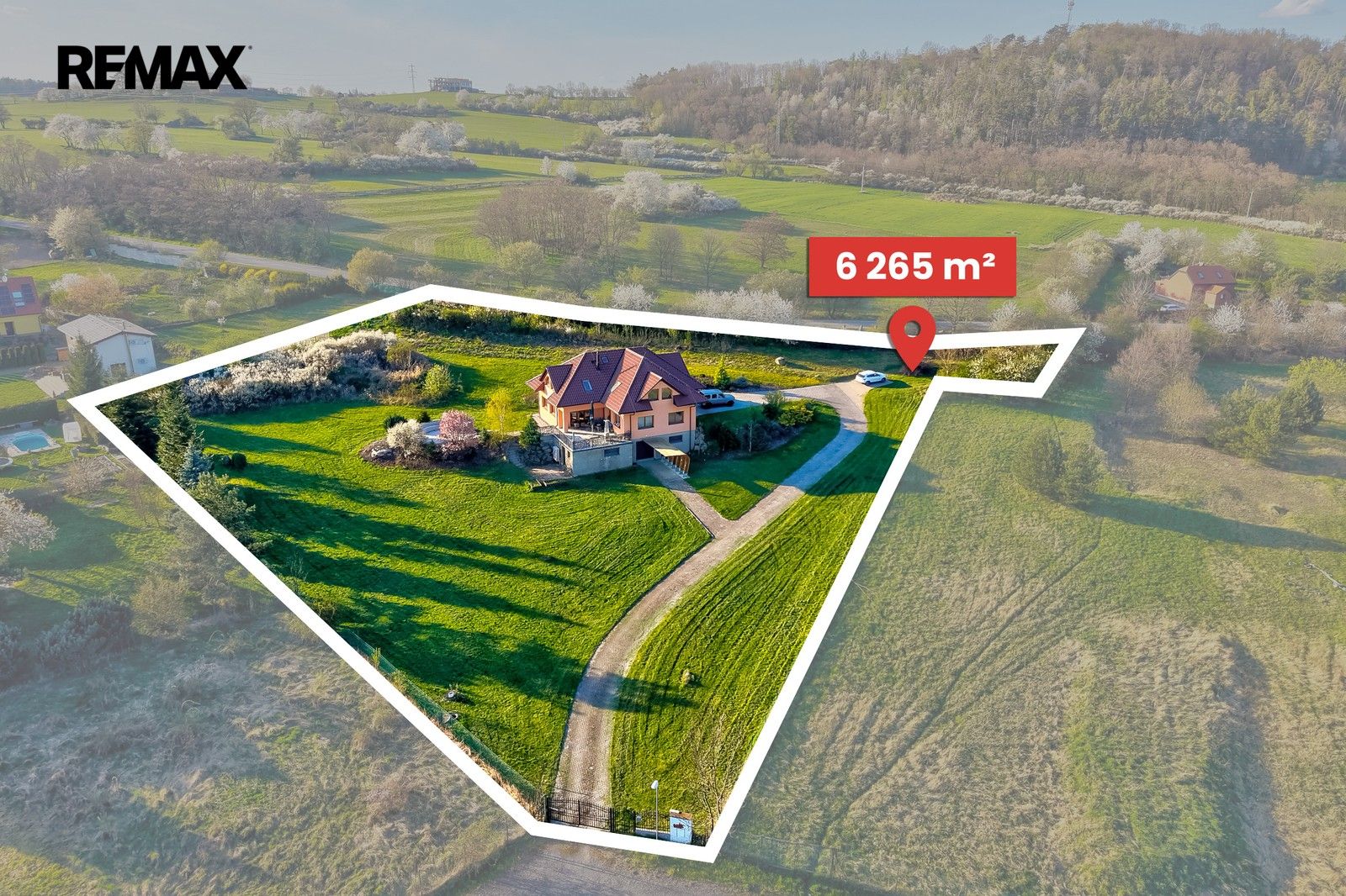Rodinné domy, Buš, 250 m² - 1
