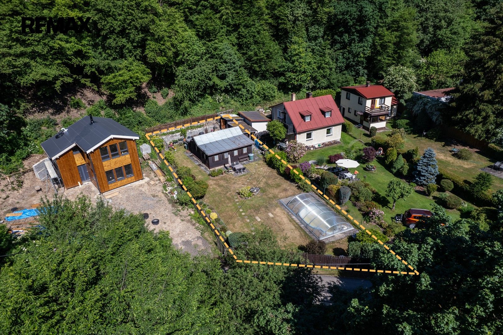 Chaty, V Potocích 221, Černolice, 46 m²