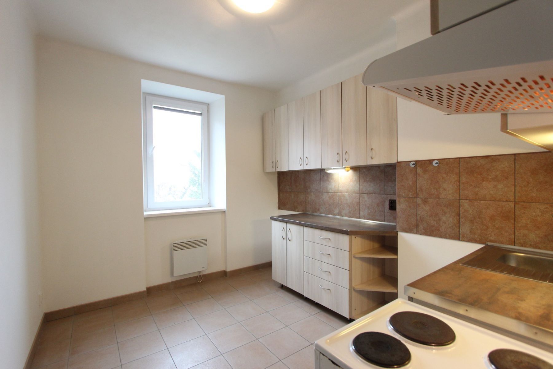 Pronájem byt 1+1 - Škroupova, Brno - Židenice, Jihomoravský kraj, 36 m² - 2