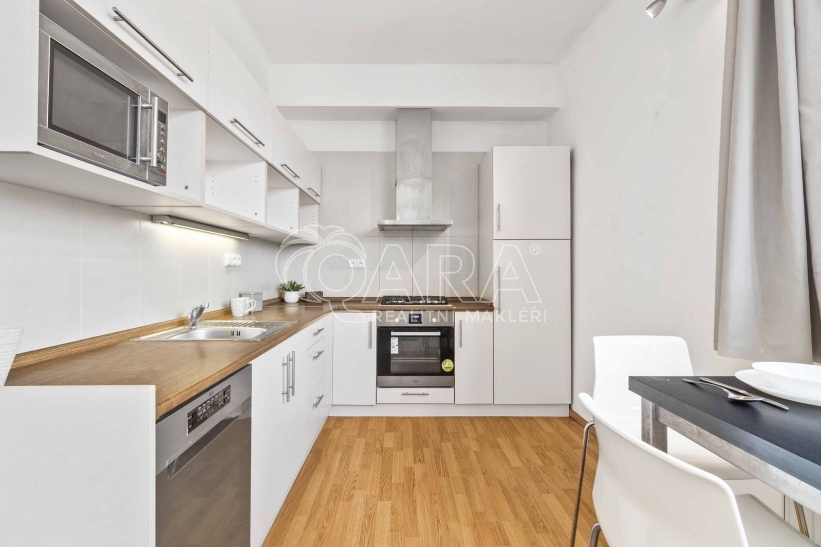 Pronájem byt 2+kk - Ve struhách  , Praha, 45 m² - 5