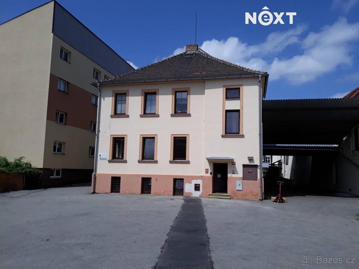 Garáže, České Budějovice, 370 01